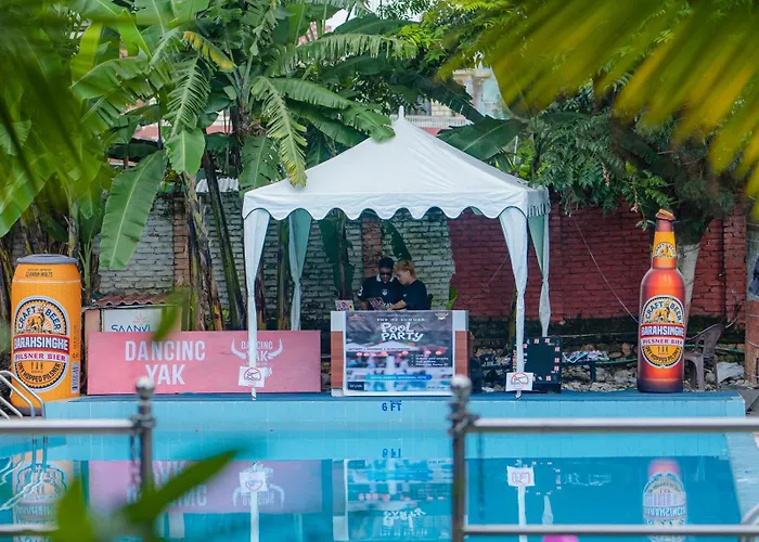 Hotel Saanvi & Restaurant